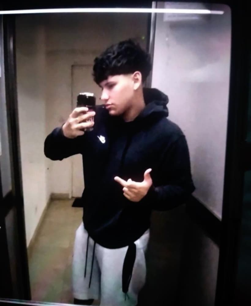 322 (2)